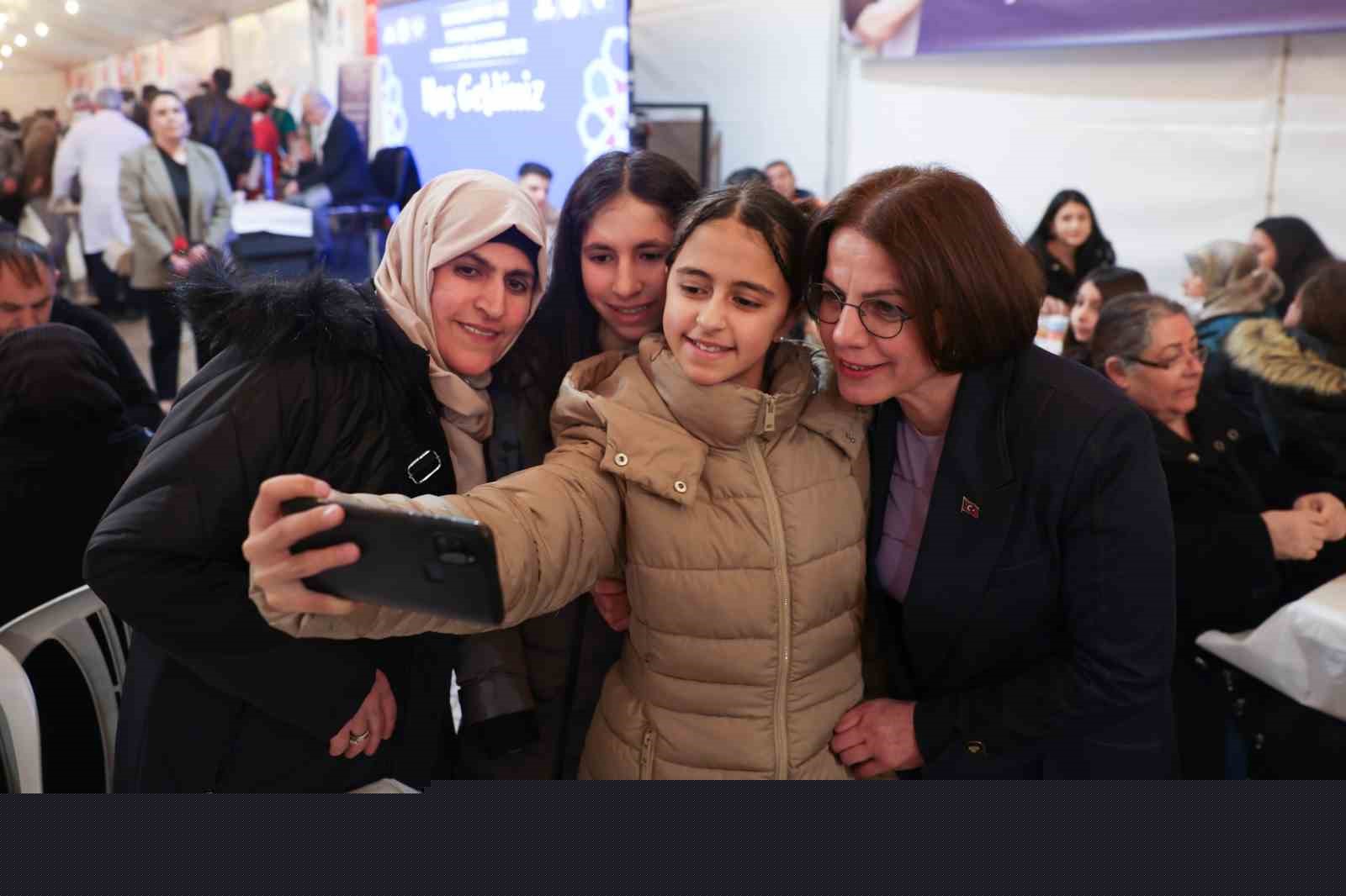 Başkan Köymen, Maltepelilerle iftar sofrasında buluştu
