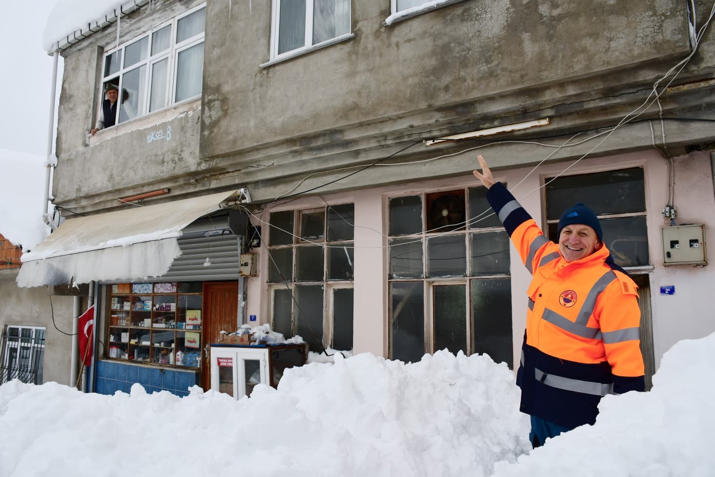 Başkan Kul: "Sadece yolları değil, gönülleri de açmaya geldik"
