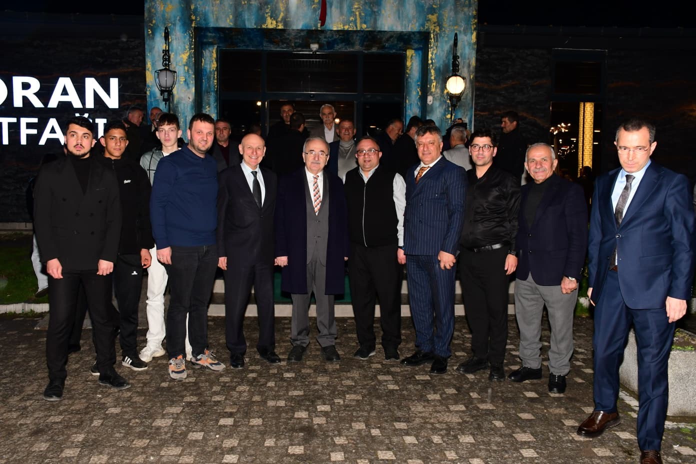 Başkan Kul: "Terme için gemileri yaktık, ya başaracağız ya başaracağız"
Başkan Kul: "Terme için gemileri yaktık, ya başaracağız ya başaracağız"