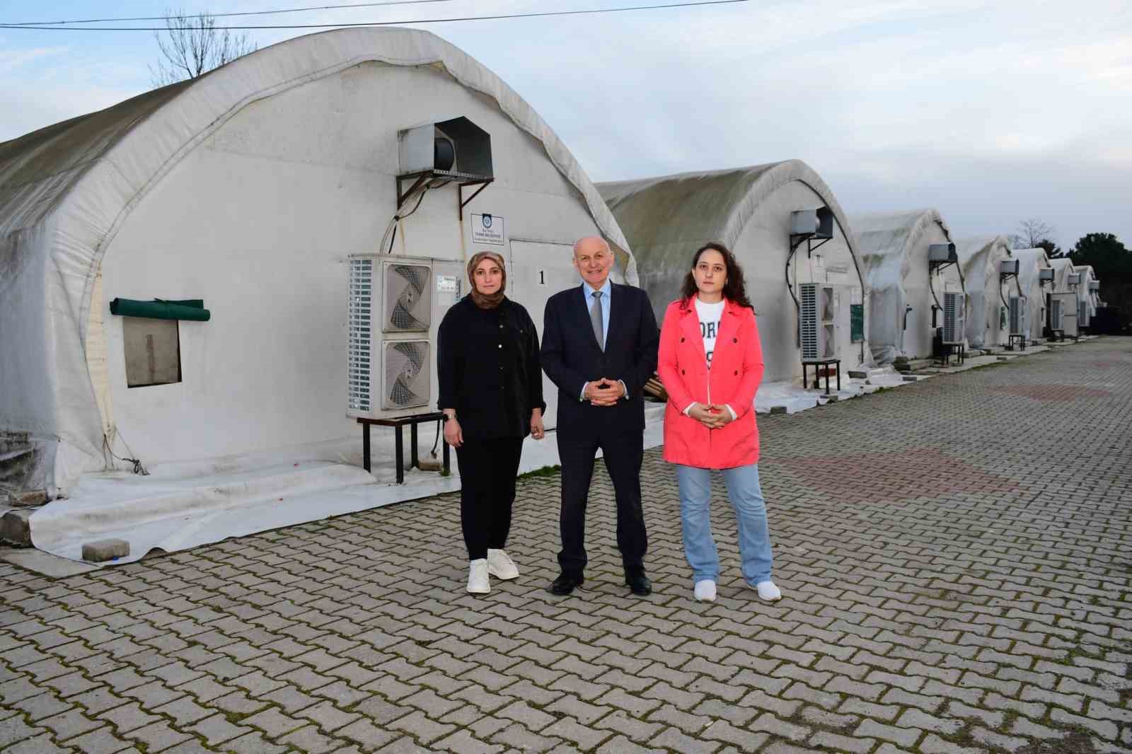 Başkan Kul: "Üreten kadınların yanında olmaya devam edeceğiz"
Başkan Kul: "Üreten kadınların yanında olmaya devam edeceğiz"