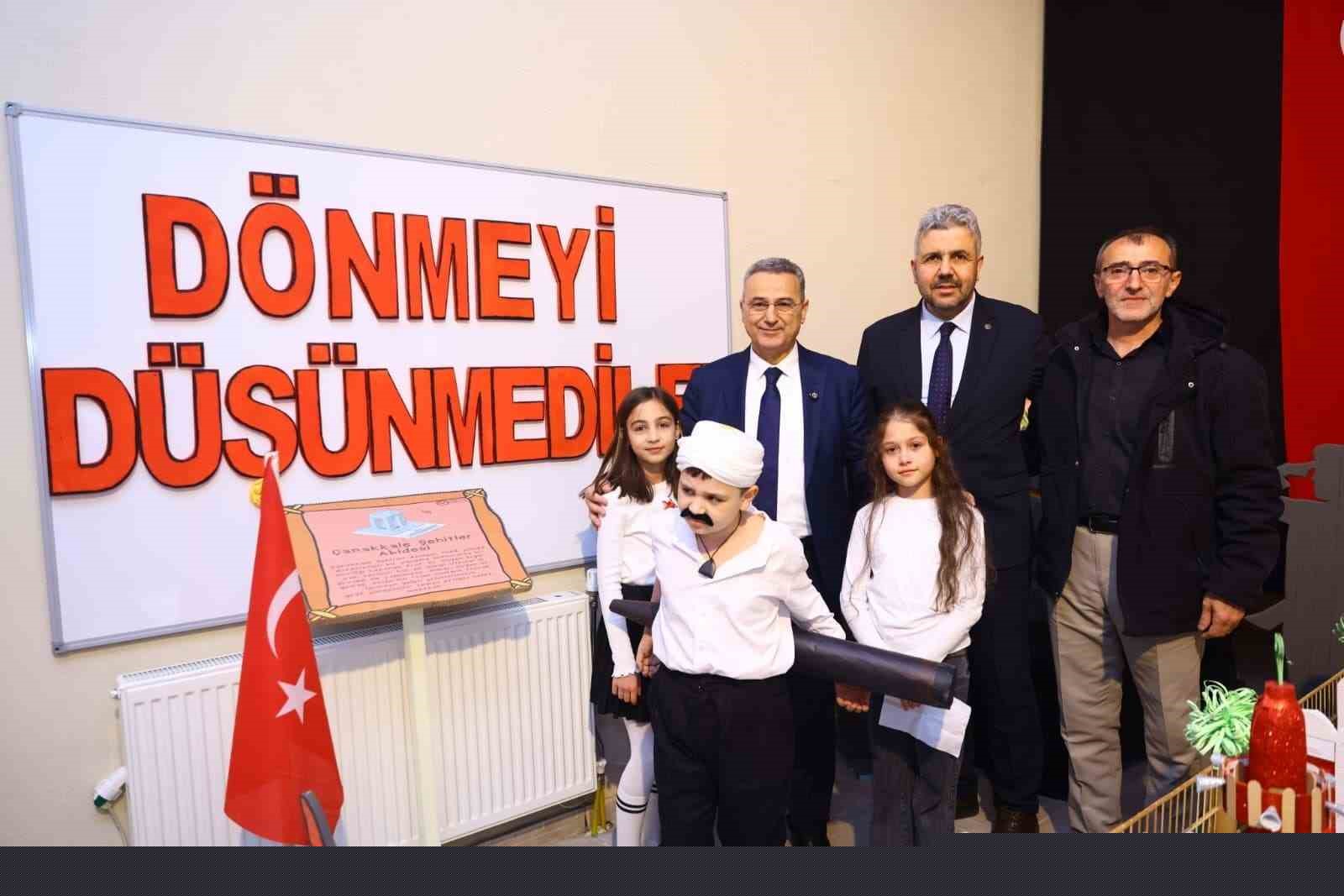 Başkan Kurnaz: "Gençler umut ve gurur veriyor"
Başkan Kurnaz: "Gençler umut ve gurur veriyor"