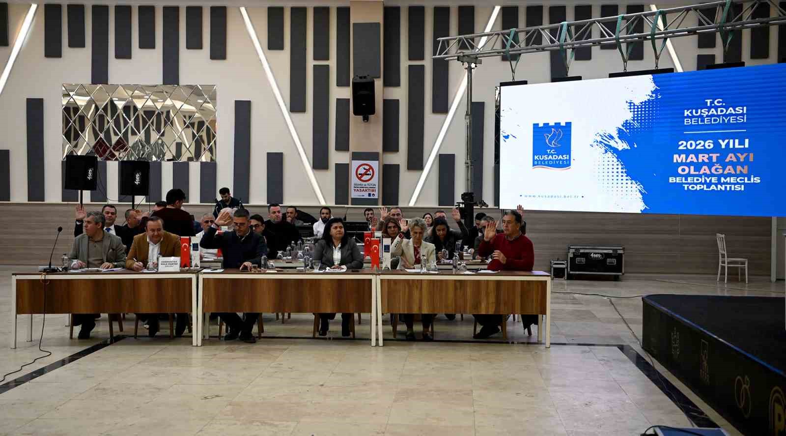 Başkan Ömer Günel: "Son kuruşuna kadar hizmet üretmek için kullanıyoruz"
