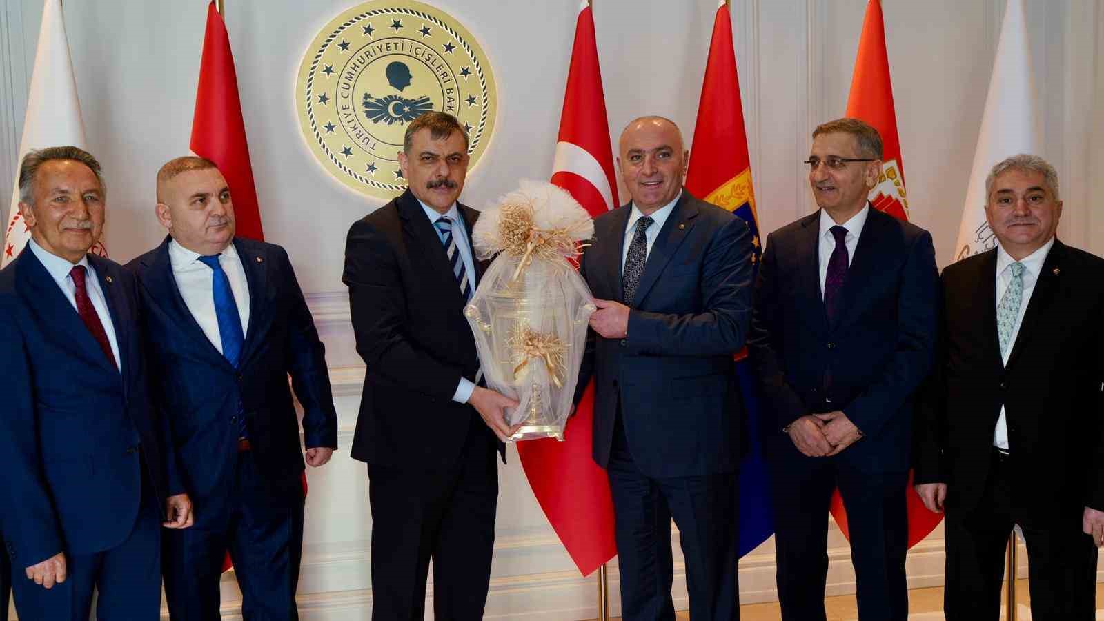 Başkan Özakalın ve ETSO heyetinden İçişleri Bakanı Mustafa Çiftçi’ye ziyaret
