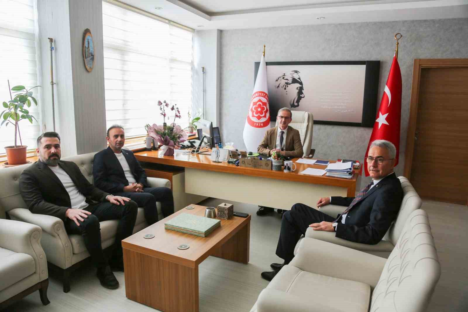 Başkan Özdemir, medikal firmaların mağduriyetlerini Doğan ile görüştü
