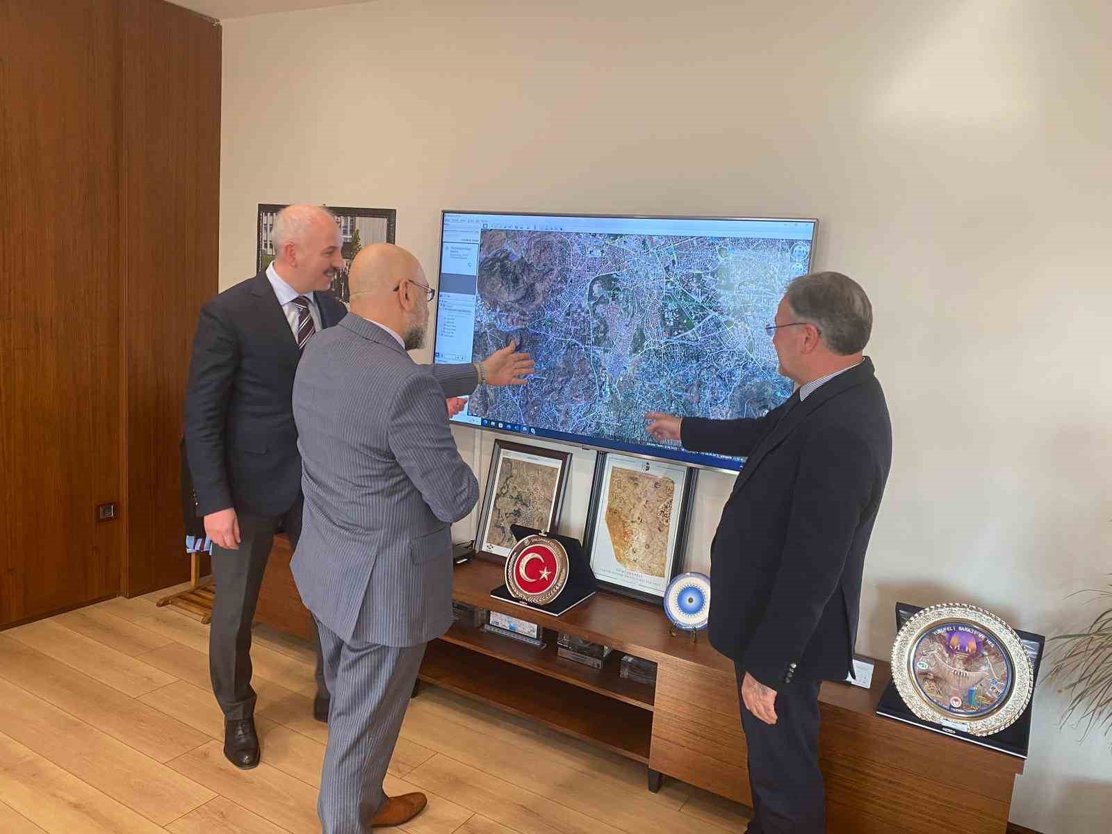 Başkan Özdoğan Hacılar için Ankara’daki temaslarını sürdürüyor
Başkan Özdoğan Hacılar için Ankara’daki temaslarını sürdürüyor