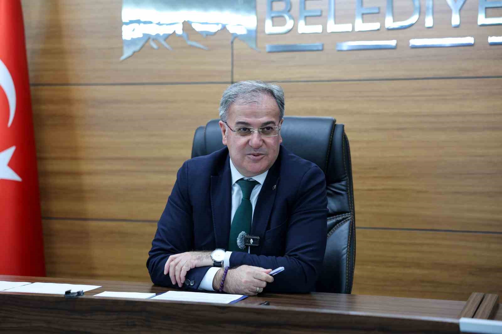 Başkan Özdoğan: "Hacılar’da ciddi bir dayanışma örneği sergiliyoruz"
Başkan Özdoğan: "Hacılar’da ciddi bir dayanışma örneği sergiliyoruz"