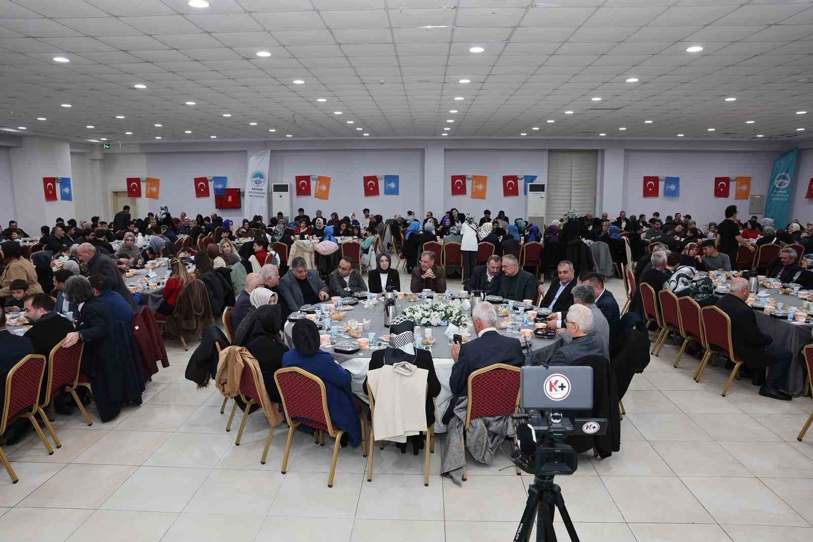 Başkan Özdoğan: "Hacılar’ımızda eser siyasetini kararlılıkla sürdüreceğiz"
Başkan Özdoğan: "Hacılar’ımızda eser siyasetini kararlılıkla sürdüreceğiz"