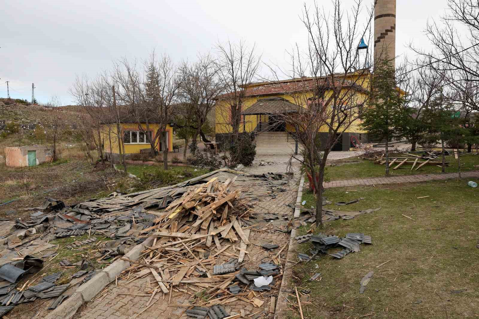 Başkan Özdoğan’dan Karpuzsekisi Mahallesi’nde inceleme
