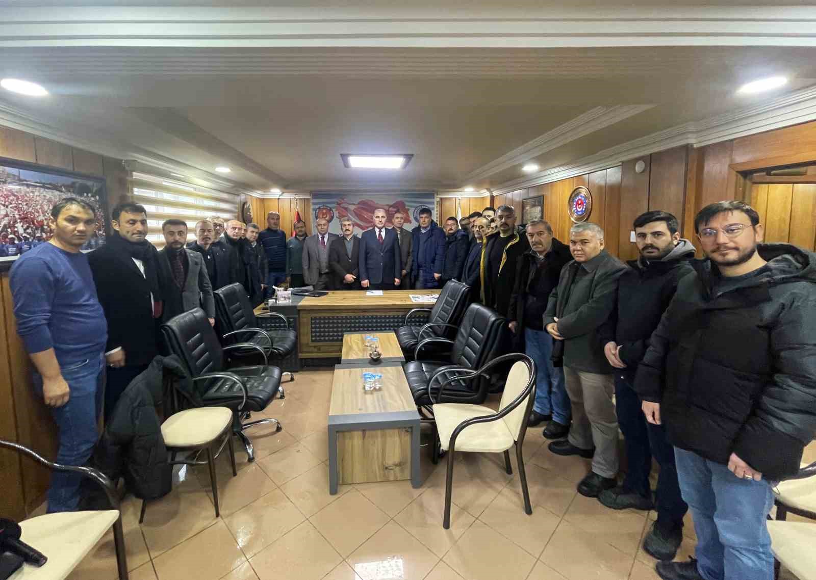 Başkan Özen: "Memur ve emeklinin kaybı refah payı ile telafi edilmelidir"
