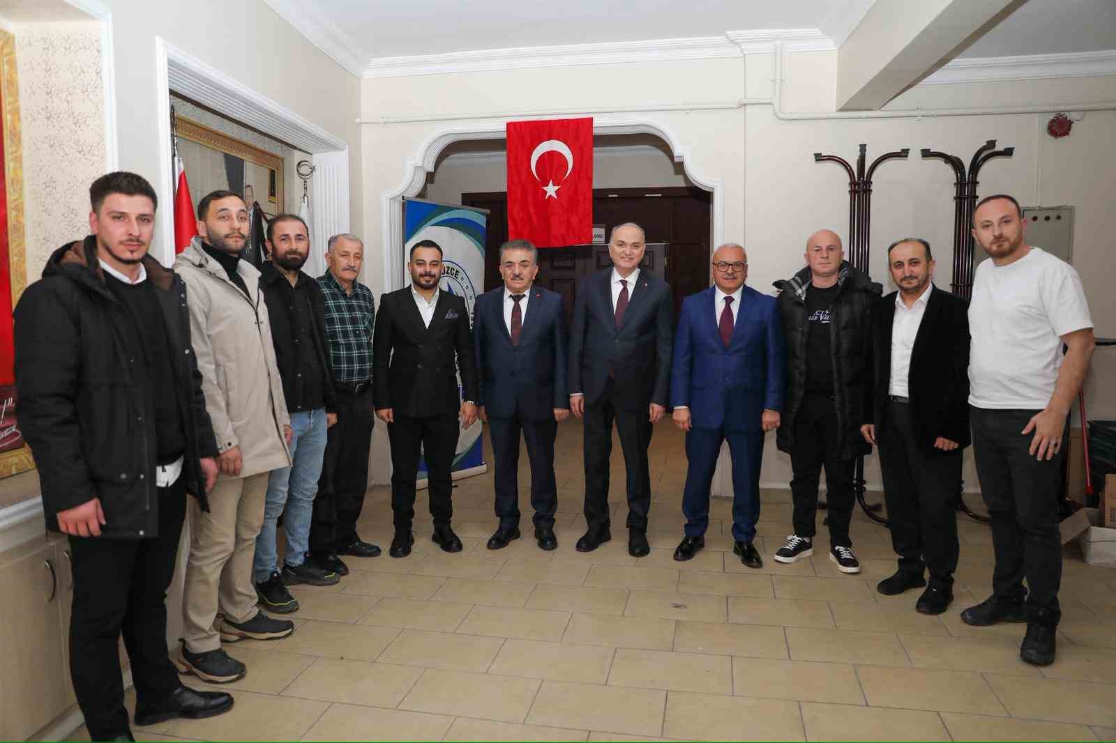 Başkan Özlü: "Esnaf odalarımız, en yakın iş birliği kurumlarımızdır"
