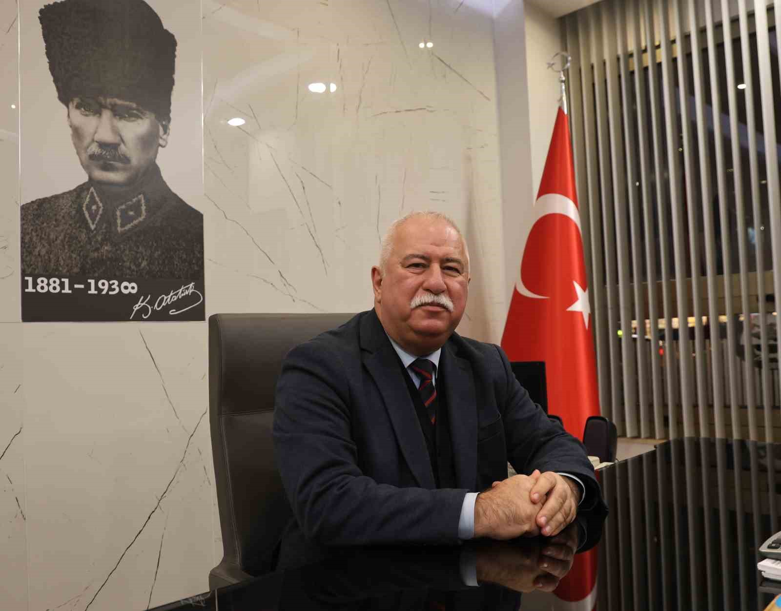 Başkan Özmeriç’ten deftere tabi olan esnaf ve sanatkara uyarı
