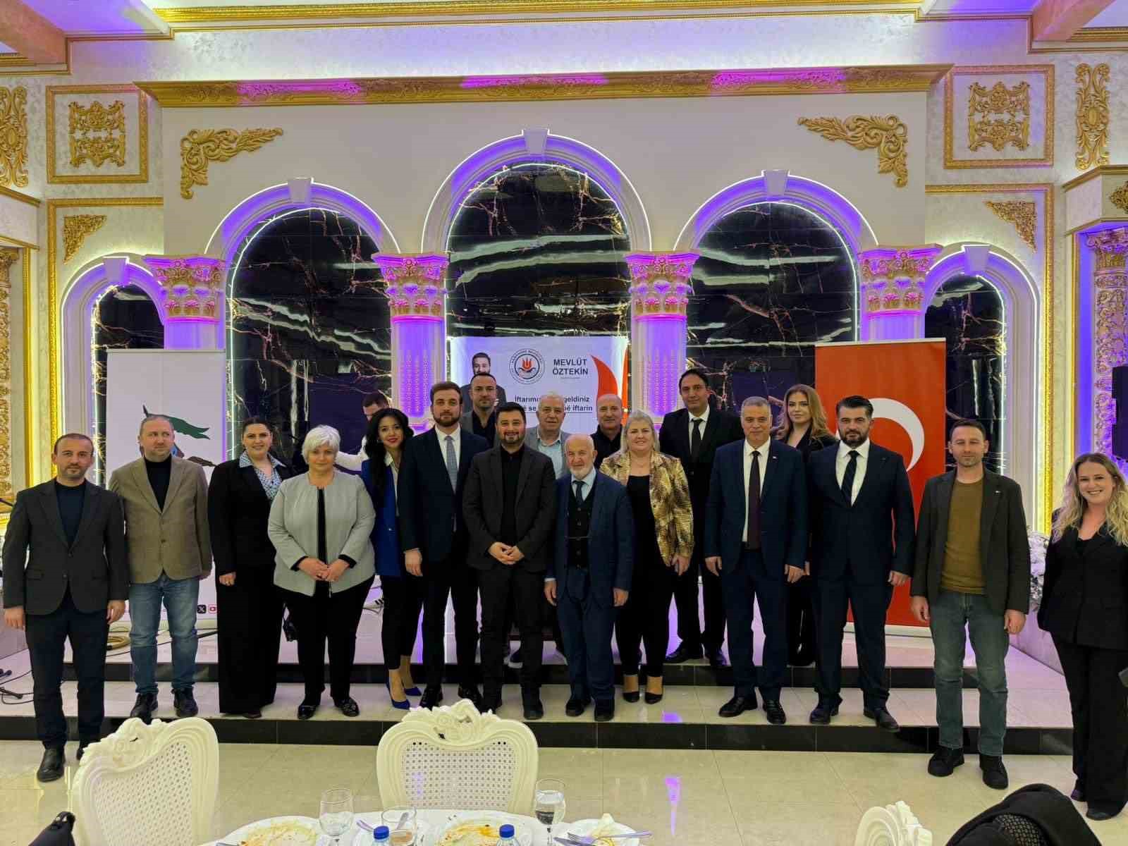 Başkan Öztekin Prizren’de Rumeli Türkleriyle aynı sofrayı paylaştı
