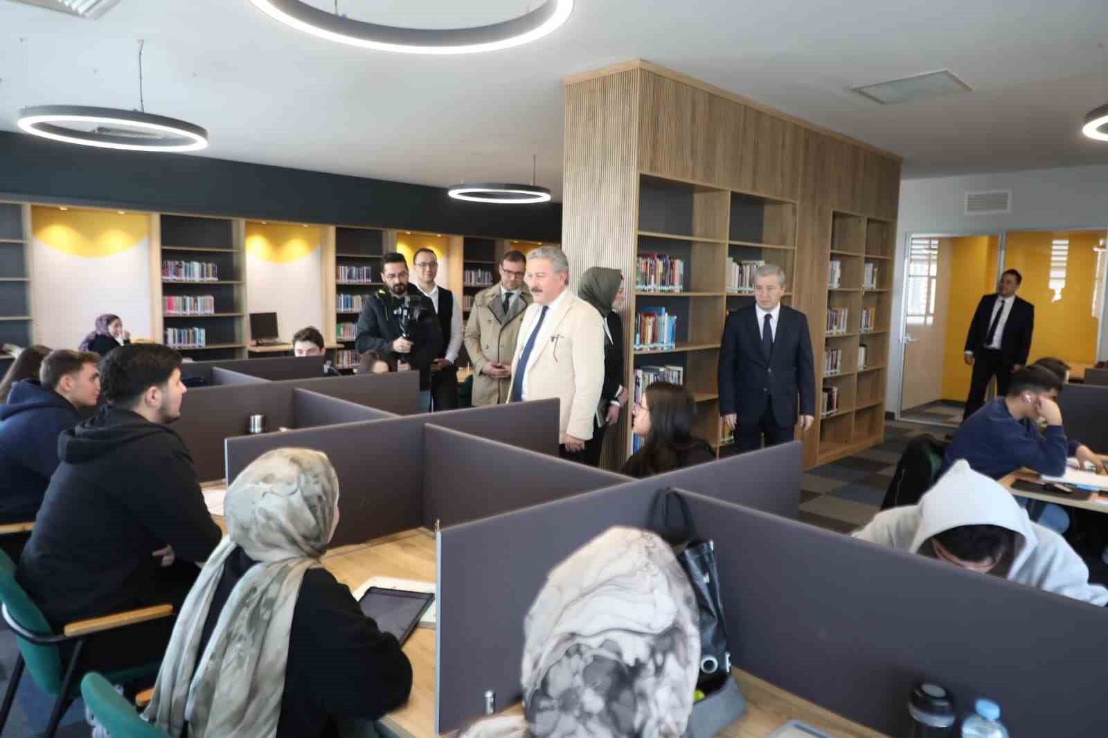 Başkan Palancıoğlu, sosyal tesislerde kursiyerlerle buluştu
