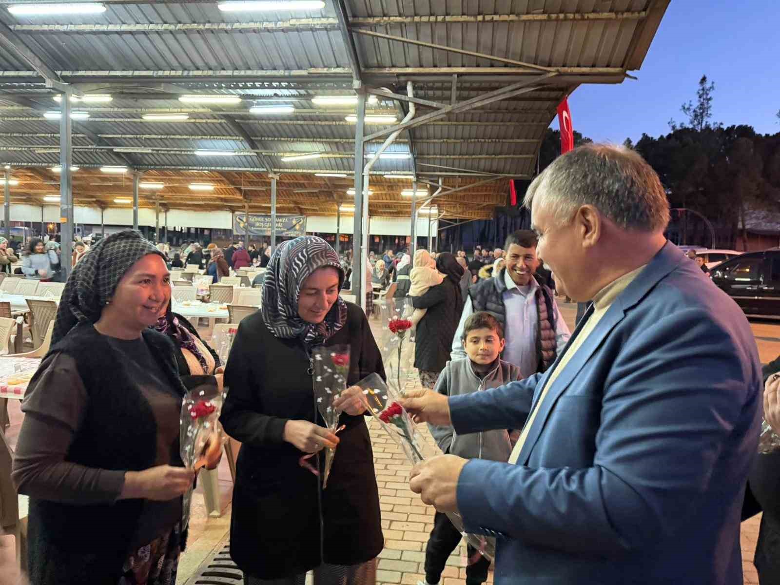 Başkan Pütün gönül sofrasına konuk olan kadınları unutmadı
