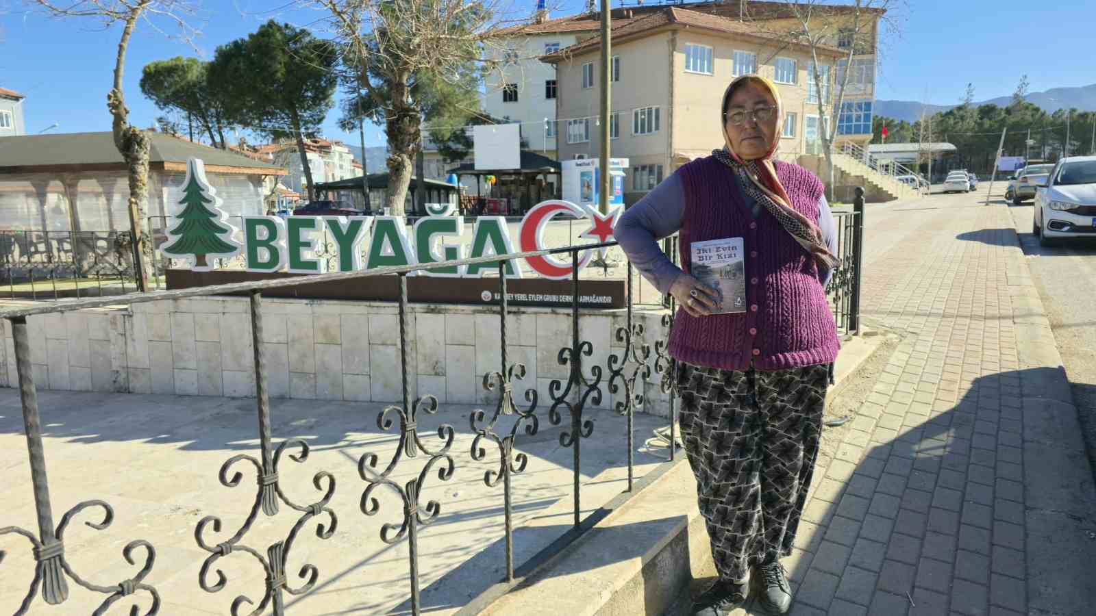 Başkan Pütün’den kitap yazan eşine anlamlı sürpriz
Başkan Pütün’den kitap yazan eşine anlamlı sürpriz