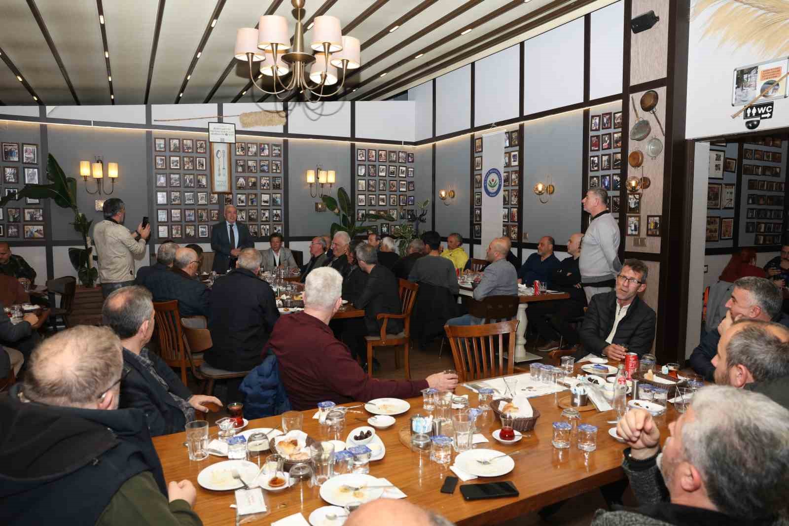 Başkan Şadi Özdemir amatör spor kulüp temsilcileri ile buluştu
