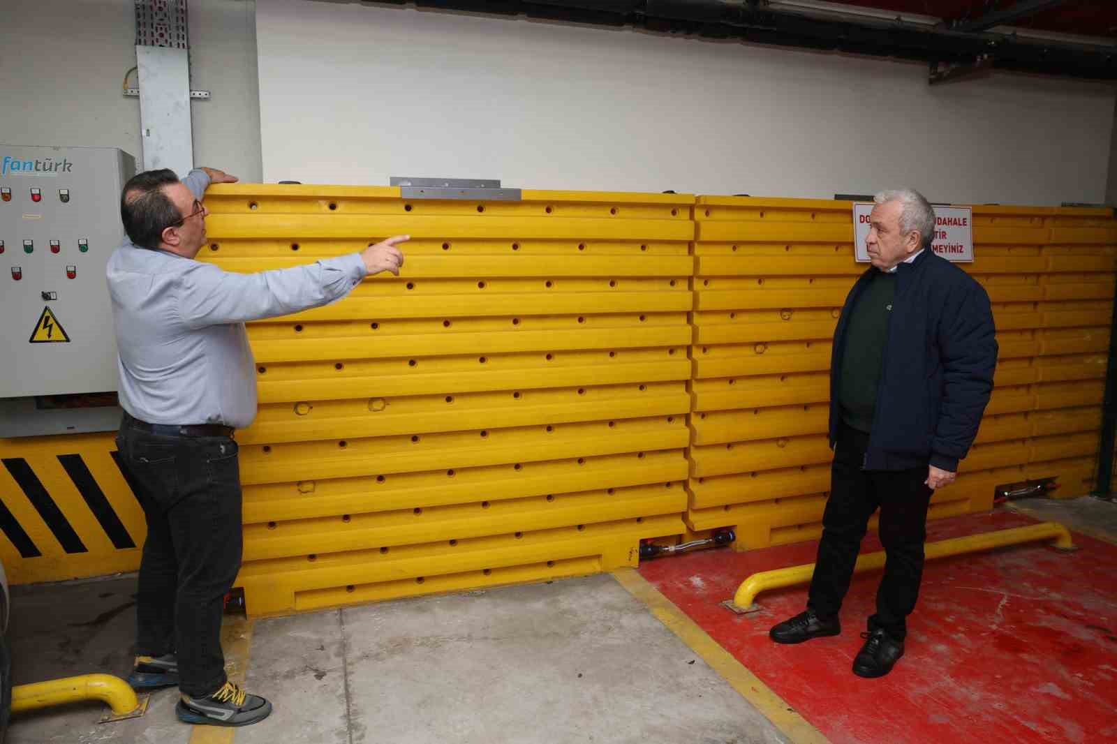 Başkan Şadi Özdemir yüksek teknolojiyi işaret etti
