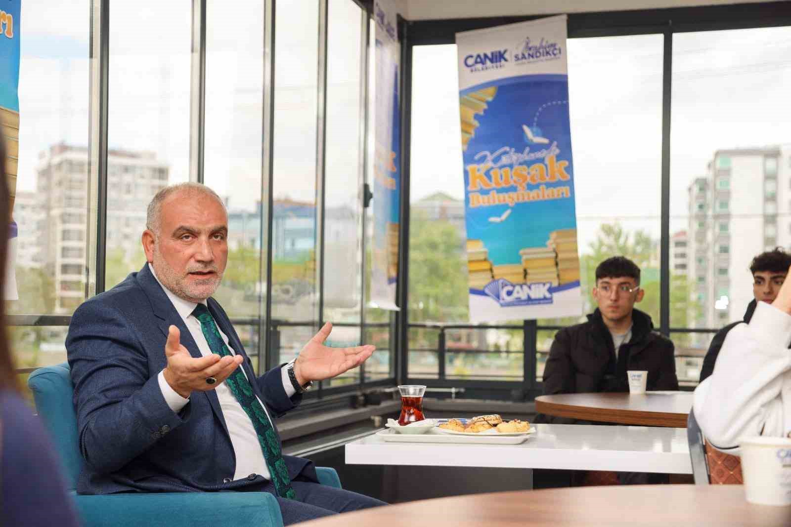 Başkan Sandıkçı: "Canik Halk Kütüphanesi ve Etüt Merkezimize ilgi yoğun"
Başkan Sandıkçı: "Canik Halk Kütüphanesi ve Etüt Merkezimize ilgi yoğun"