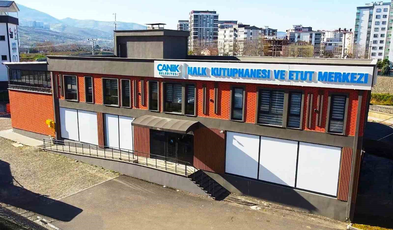 Başkan Sandıkçı: "Canik Halk Kütüphanesi ve Etüt Merkezimize ilgi yoğun"
Başkan Sandıkçı: "Canik Halk Kütüphanesi ve Etüt Merkezimize ilgi yoğun"