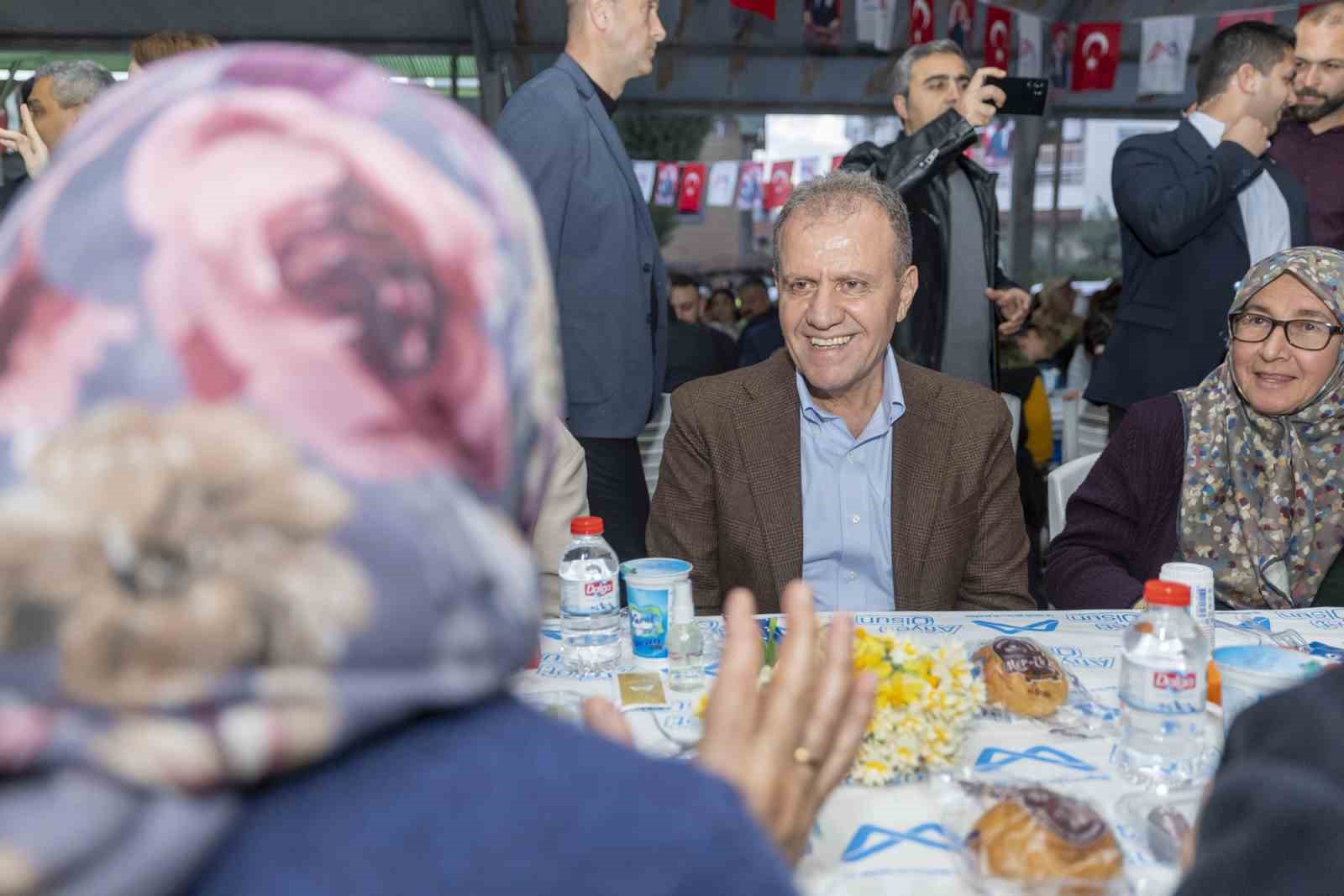 Başkan Seçer: "Birlik içinde olmaya devam edeceğiz"
Başkan Seçer: "Birlik içinde olmaya devam edeceğiz"
