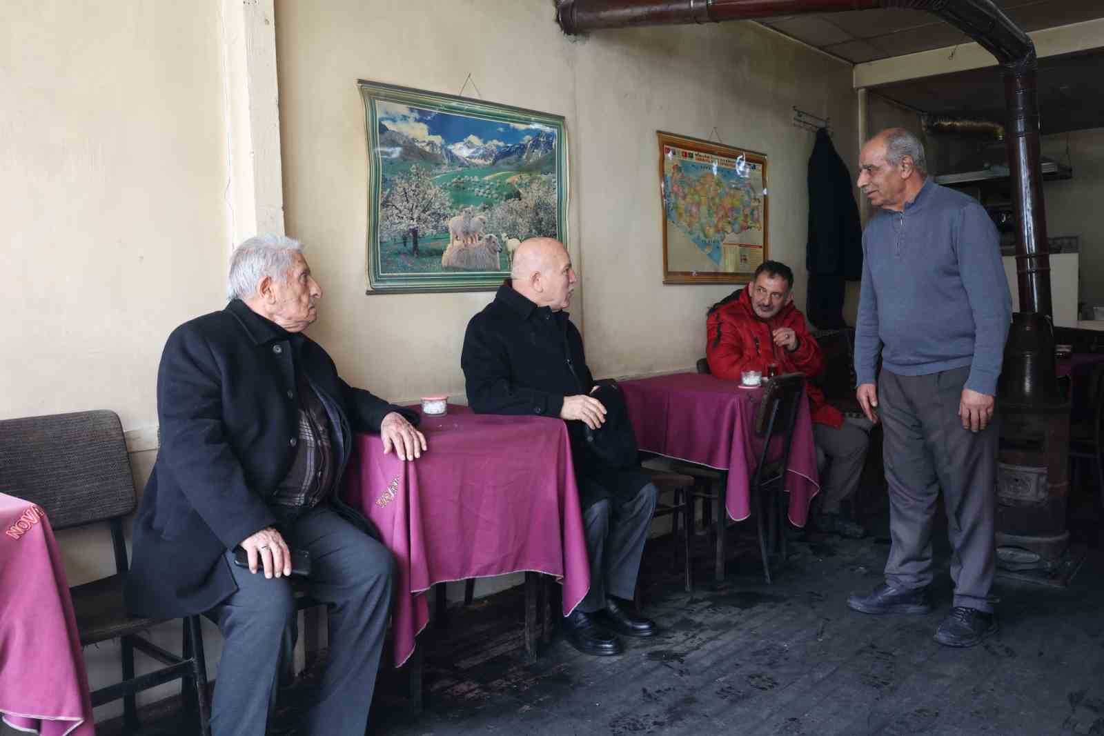 Başkan Sekmen: "Vatandaşımızın sıcak sohbetleri bizim için paha biçilemez"
