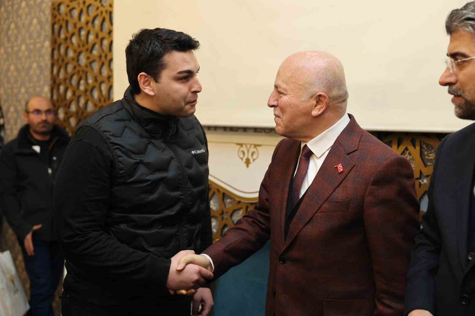 Başkan Sekmen ve Küçükoğlu medya mensuplarıyla buluştu
