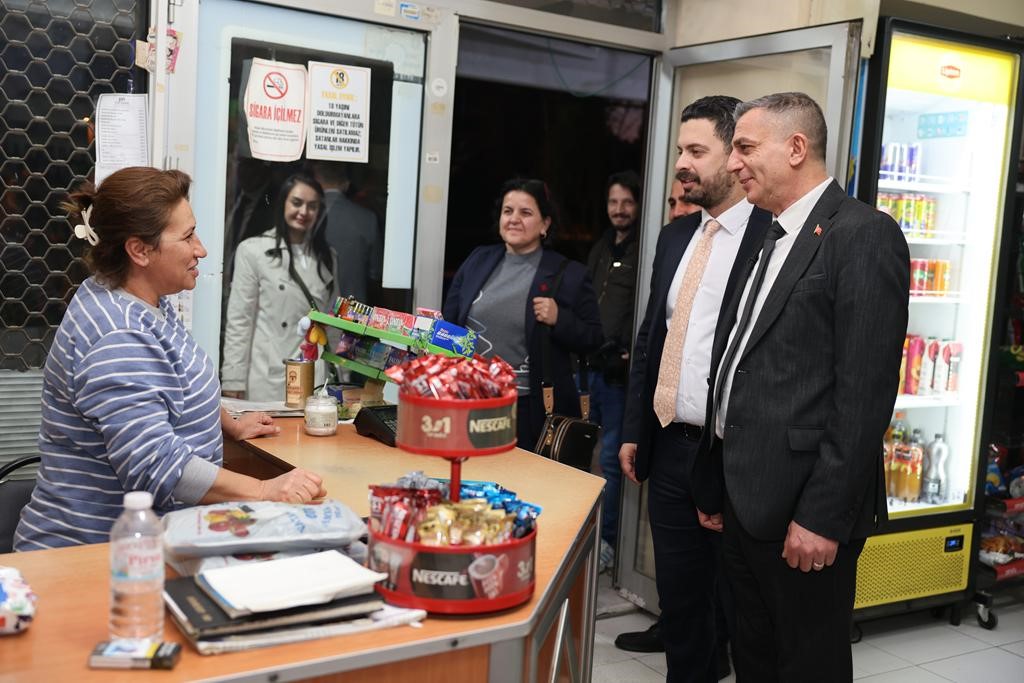 Başkan Şimşek Selimşahlar Mahallesi’nde vatandaşlarla buluştu
