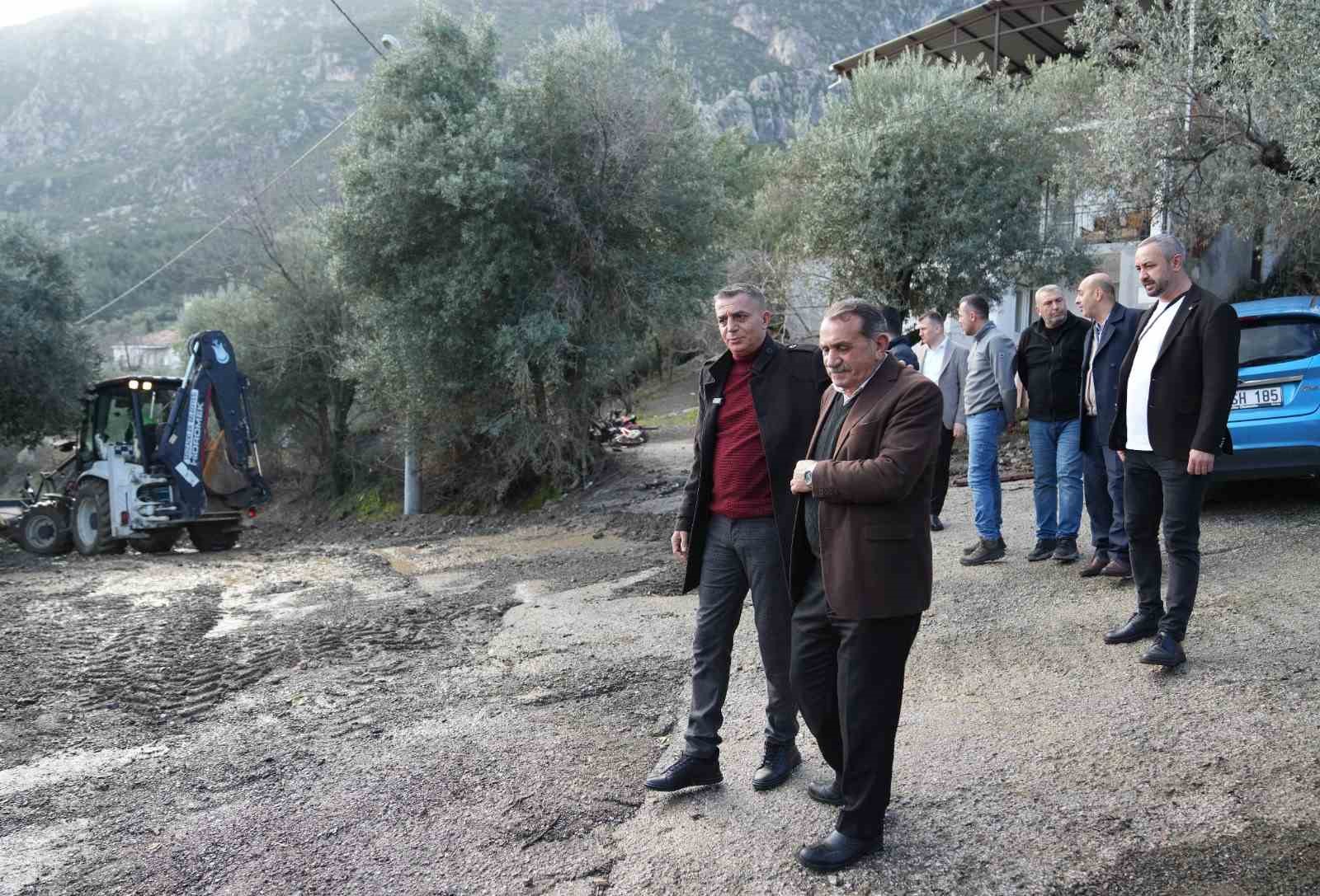 Başkan Şimşek yağıştan etkilenen mahallelerde incelemelerde bulundu
