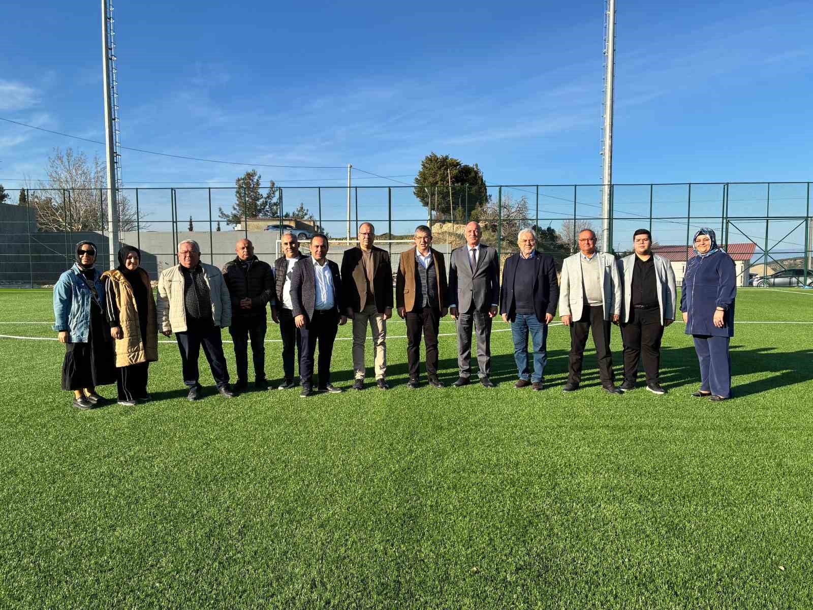 Başkan Subaşıoğlu, Babadağ’da devam eden spor yatırımlarını yerinde inceledi
