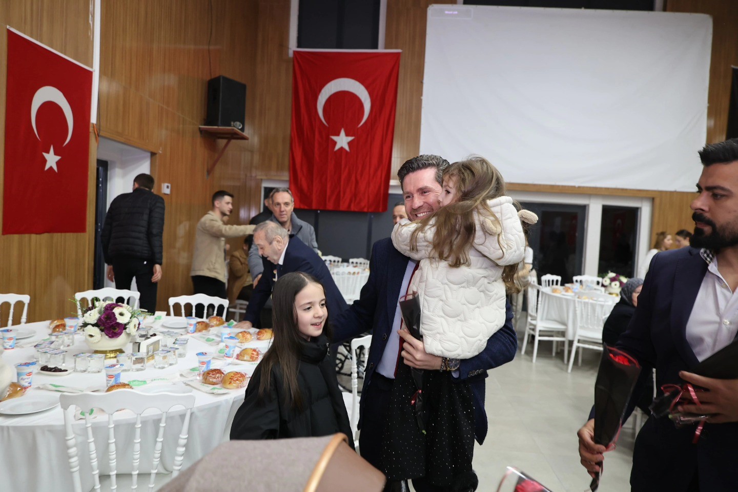 Başkan Tatık, şehit aileleri ve gazilerle iftar yemeğinde bir araya geldi
