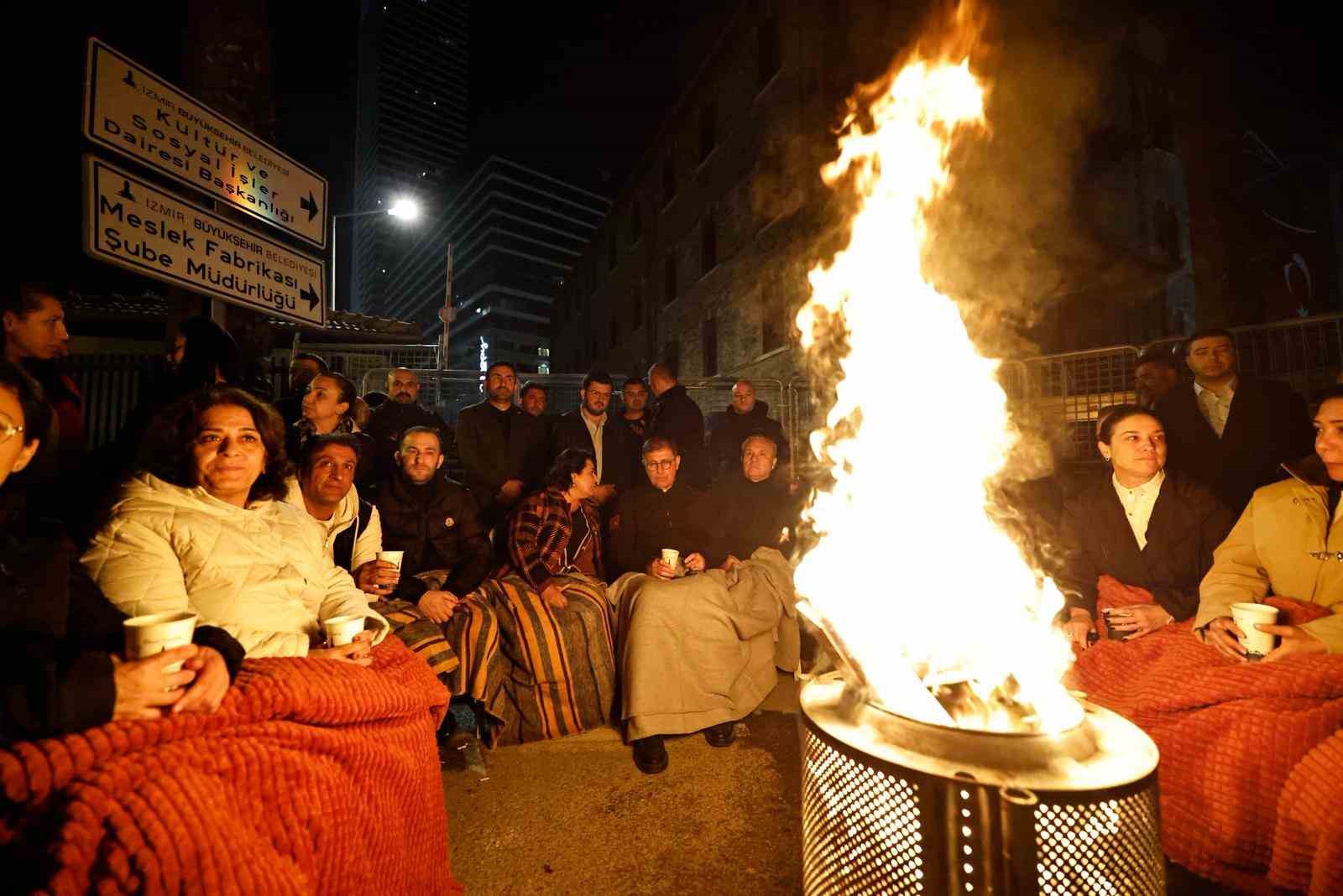 Başkan Tugay, Meslek Fabrikası önünde sabahladı
