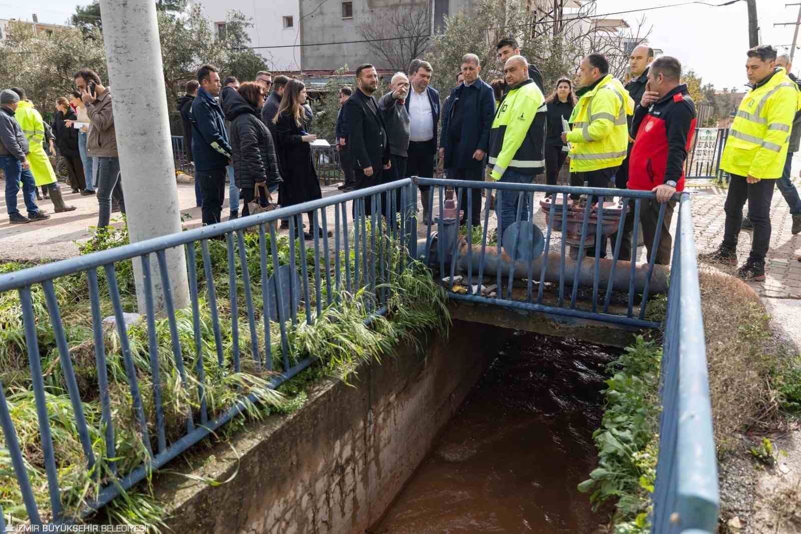 Başkan Tugay’dan Seferihisar’da yağıştan etkilenenlere yerinde destek
