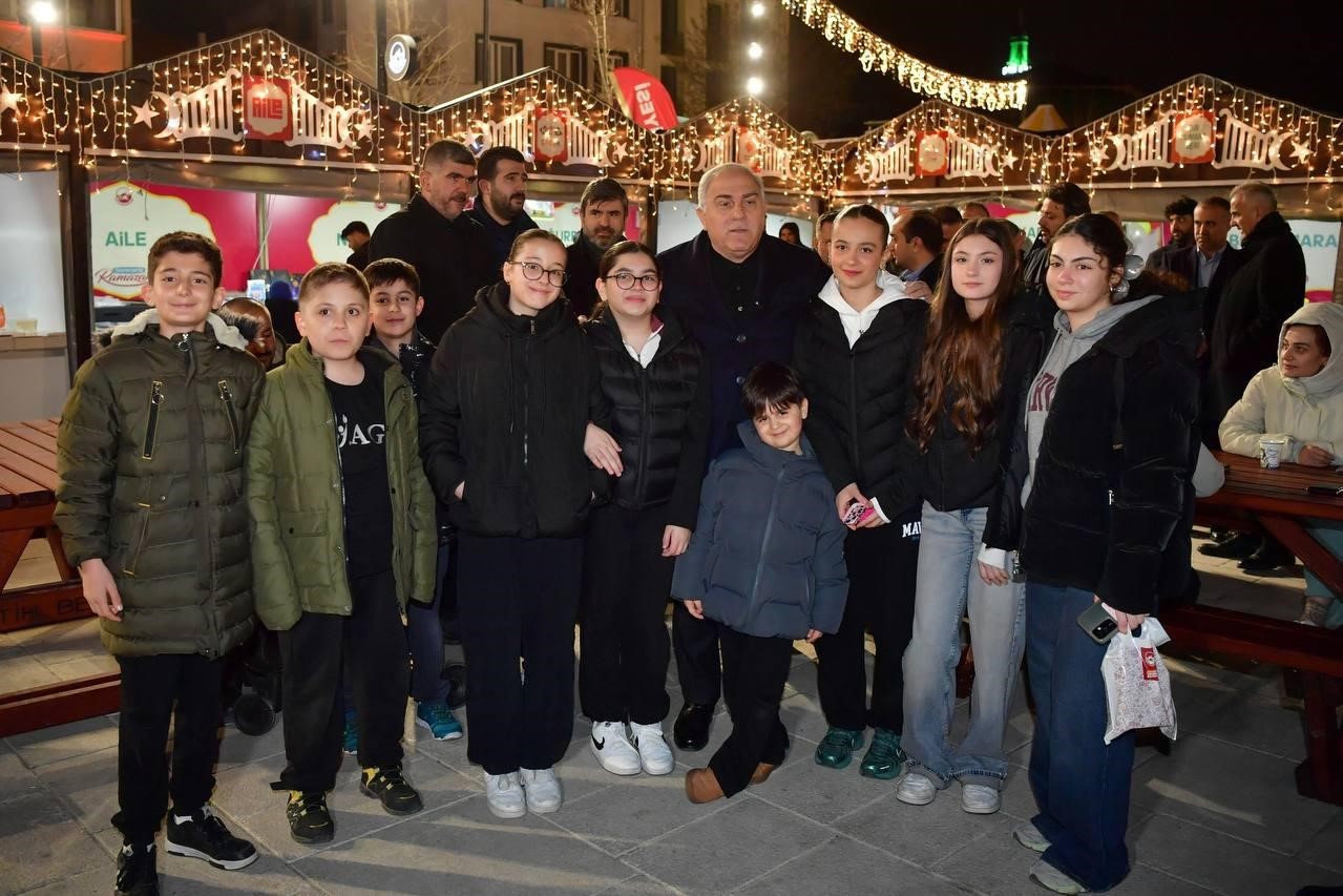 Başkan Turan: "Fatih’te Ramazan manevi atmosferiyle yaşandı"
