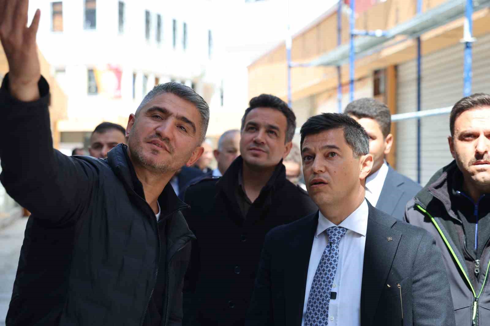 Başkan Ünlü: "Çarşı Marmaris’in gözbebeği olacak"
