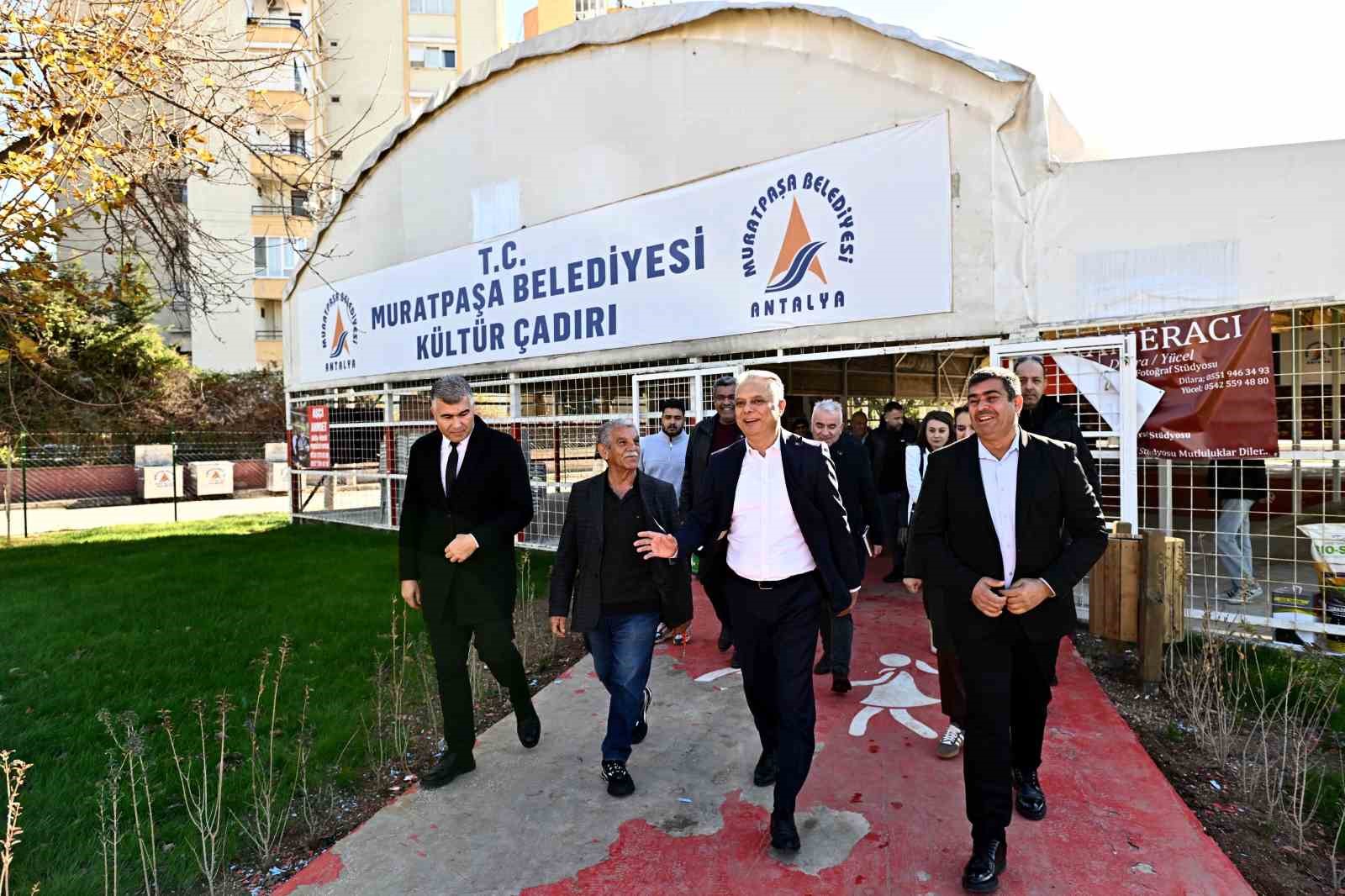Başkan Uysal: "Zeytinköy elit mahalle olacak"
Başkan Uysal: "Zeytinköy elit mahalle olacak"