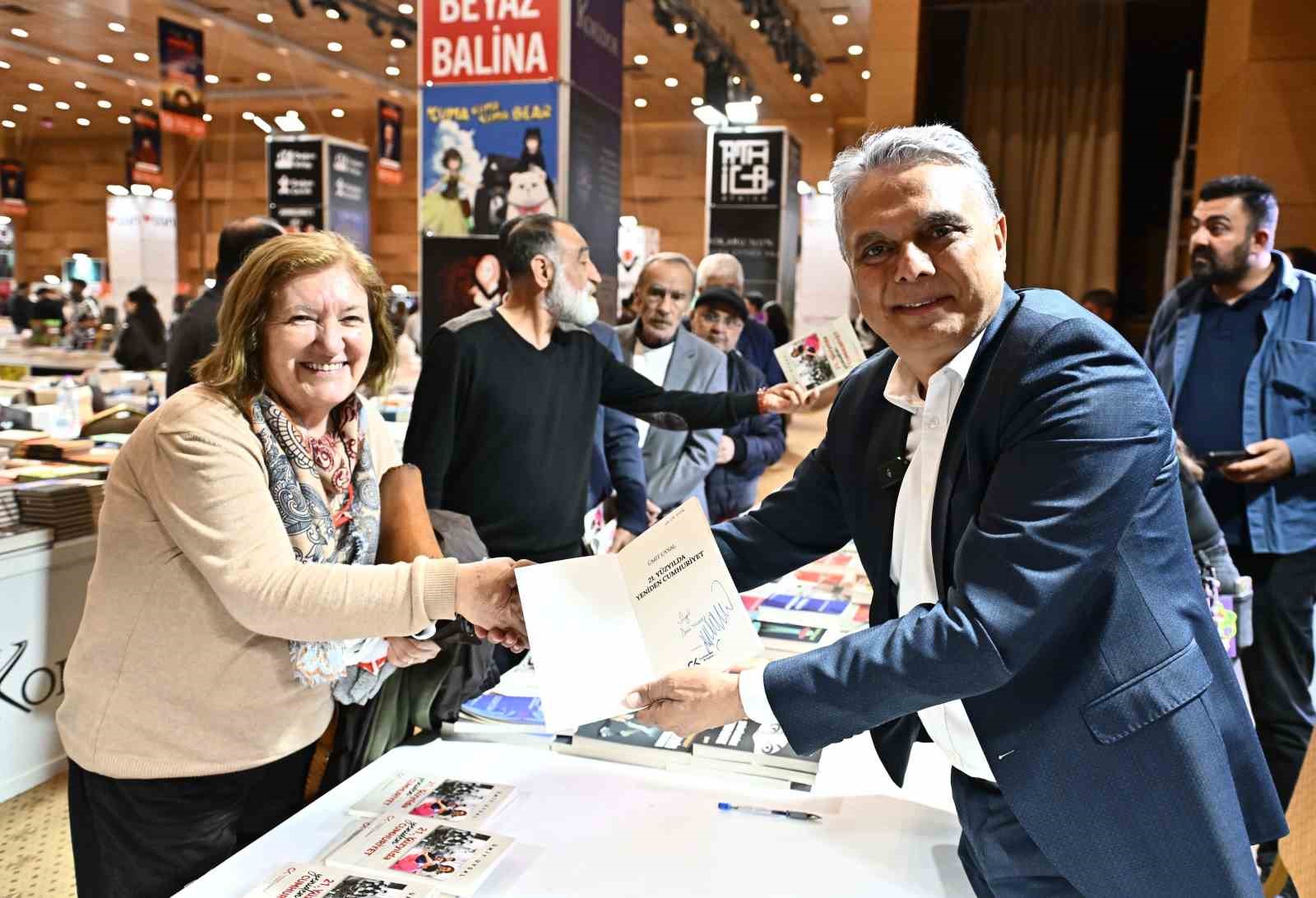 Başkan Uysal’dan kenetlenme çağrısı
Başkan Uysal’dan kenetlenme çağrısı