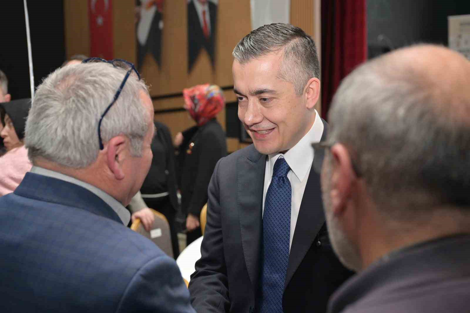 Başkan Vekili Aksoy’dan tasarruf hamlesi: Belediye araçları resmi plakalı olacak
