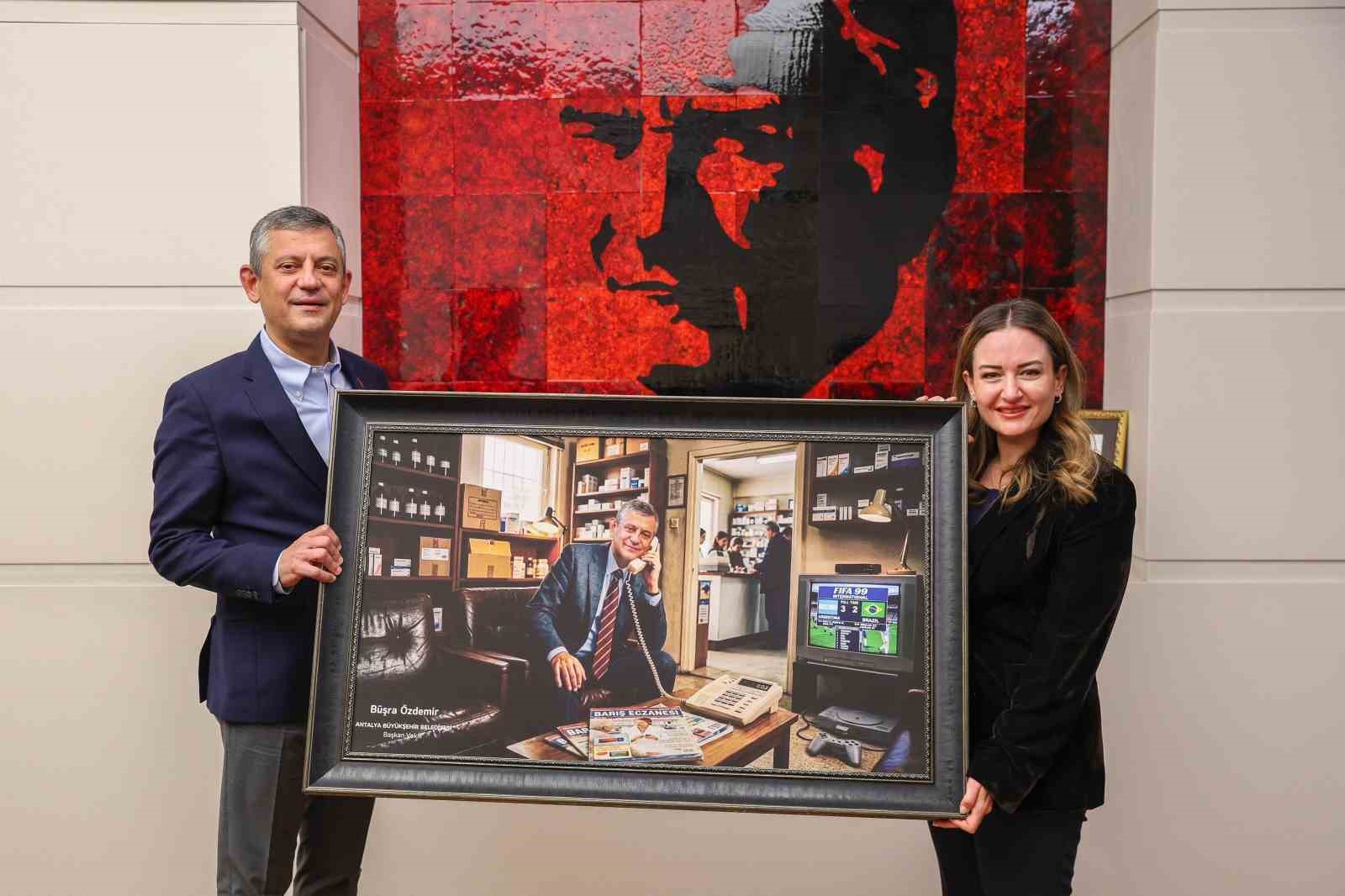 Başkan Vekili Özdemir, Özgür Özel’i geçmişe götürdü
