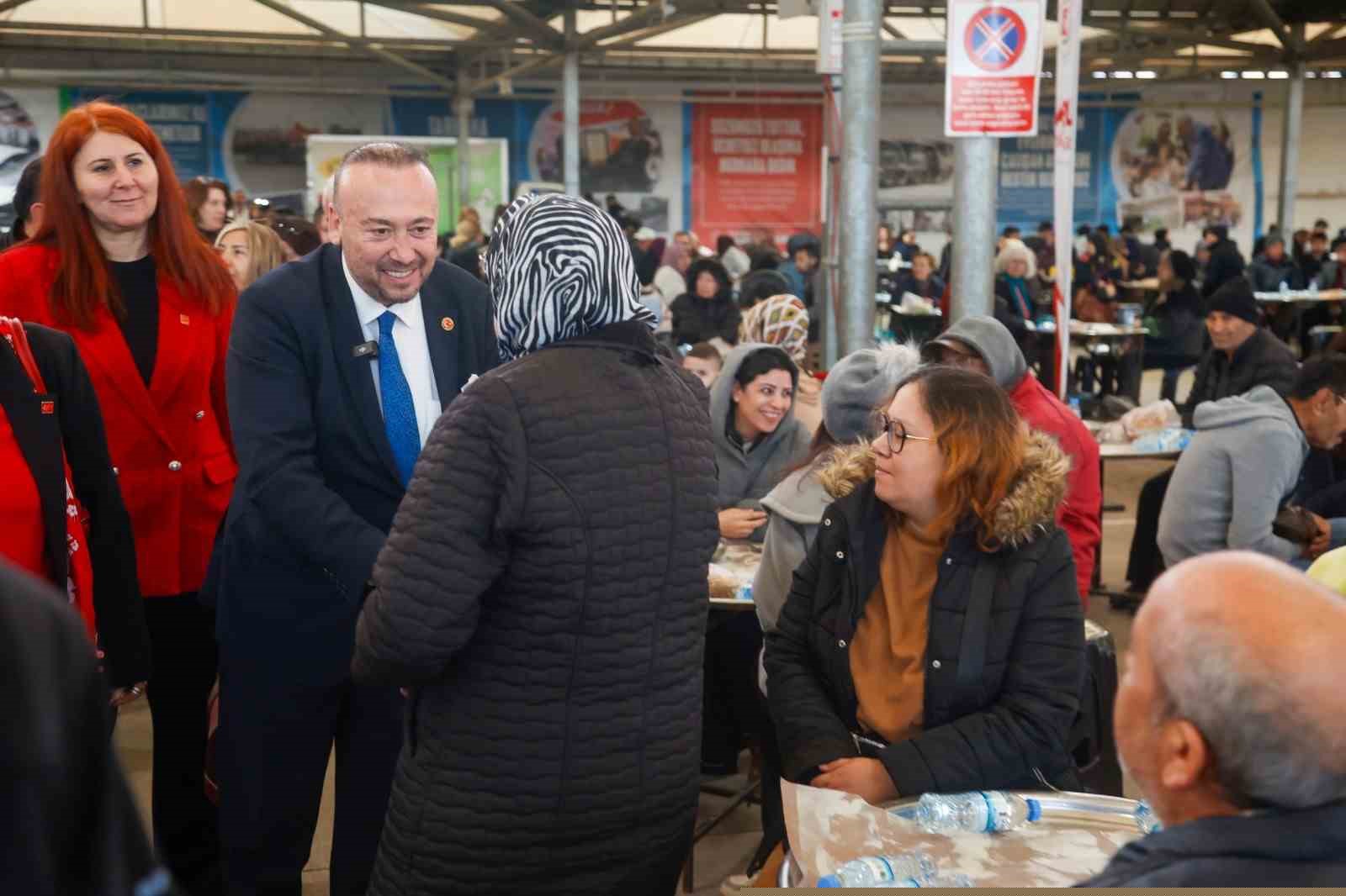 Başkan Yalım ve ekibi tüm gün çeşitli etkinliklerde vatandaşla bir araya geldi
