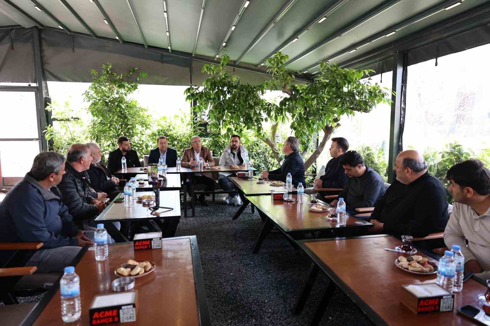 Başkan Yapar, Kuzeytepe Mahallesi esnafıyla buluştu
