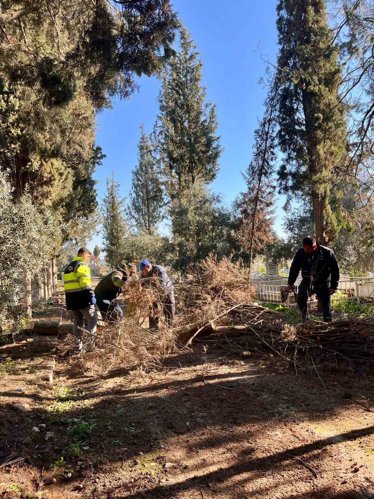 Başkan Yıldırımkaya: "Mezarlıklarımız asla ihmal edilemez"
