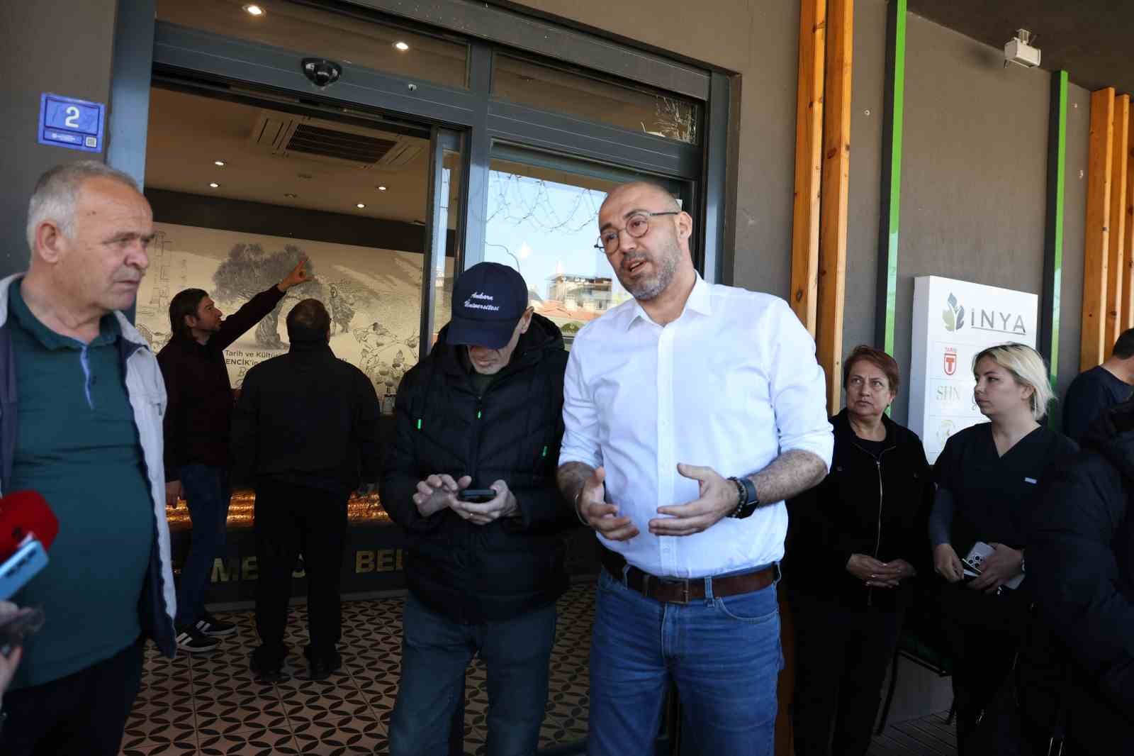 Başkan Zencirci, kurşunlamayı gerçekleştren eski başkan Öndeş’ten davacı olduğunu açıkladı
Başkan Zencirci, kurşunlamayı gerçekleştren eski başkan Öndeş’ten davacı olduğunu açıkladı