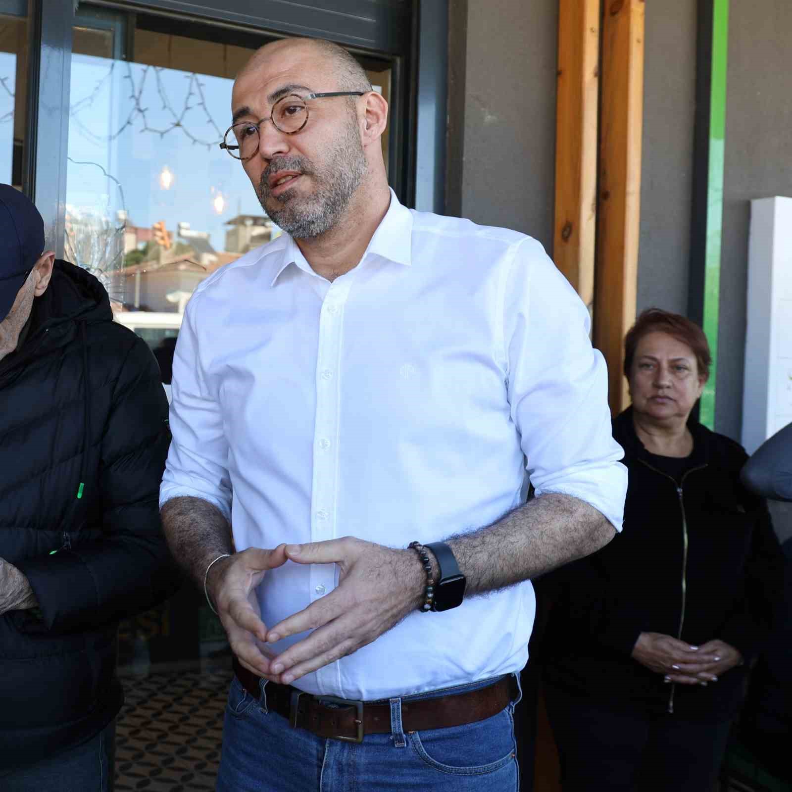 Başkan Zencirci, kurşunlamayı gerçekleştren eski başkan Öndeş’ten davacı olduğunu açıkladı
Başkan Zencirci, kurşunlamayı gerçekleştren eski başkan Öndeş’ten davacı olduğunu açıkladı