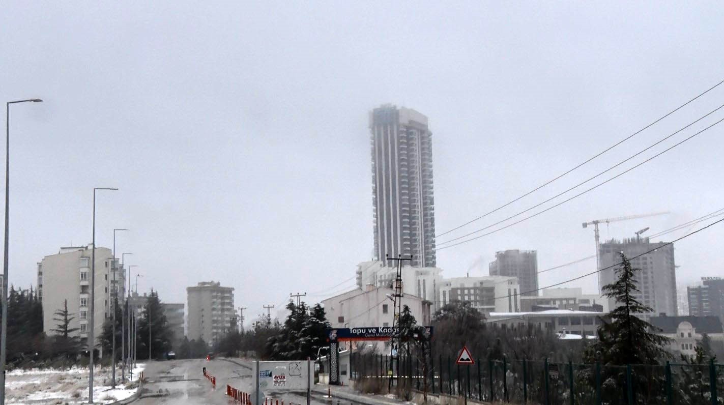 Başkentte kar ve karla karışık yağmur etkili oldu
