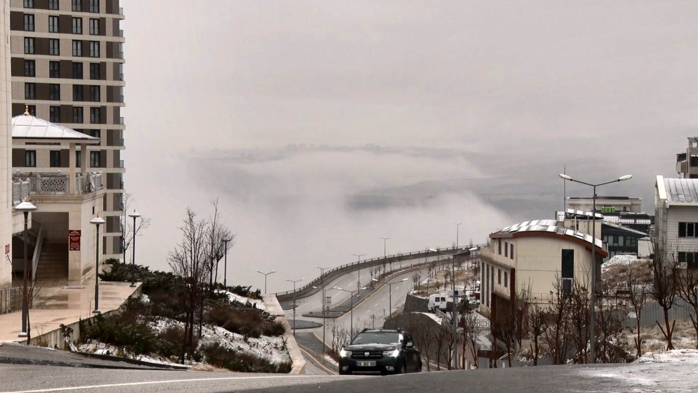 Başkentte kar ve karla karışık yağmur etkili oldu
