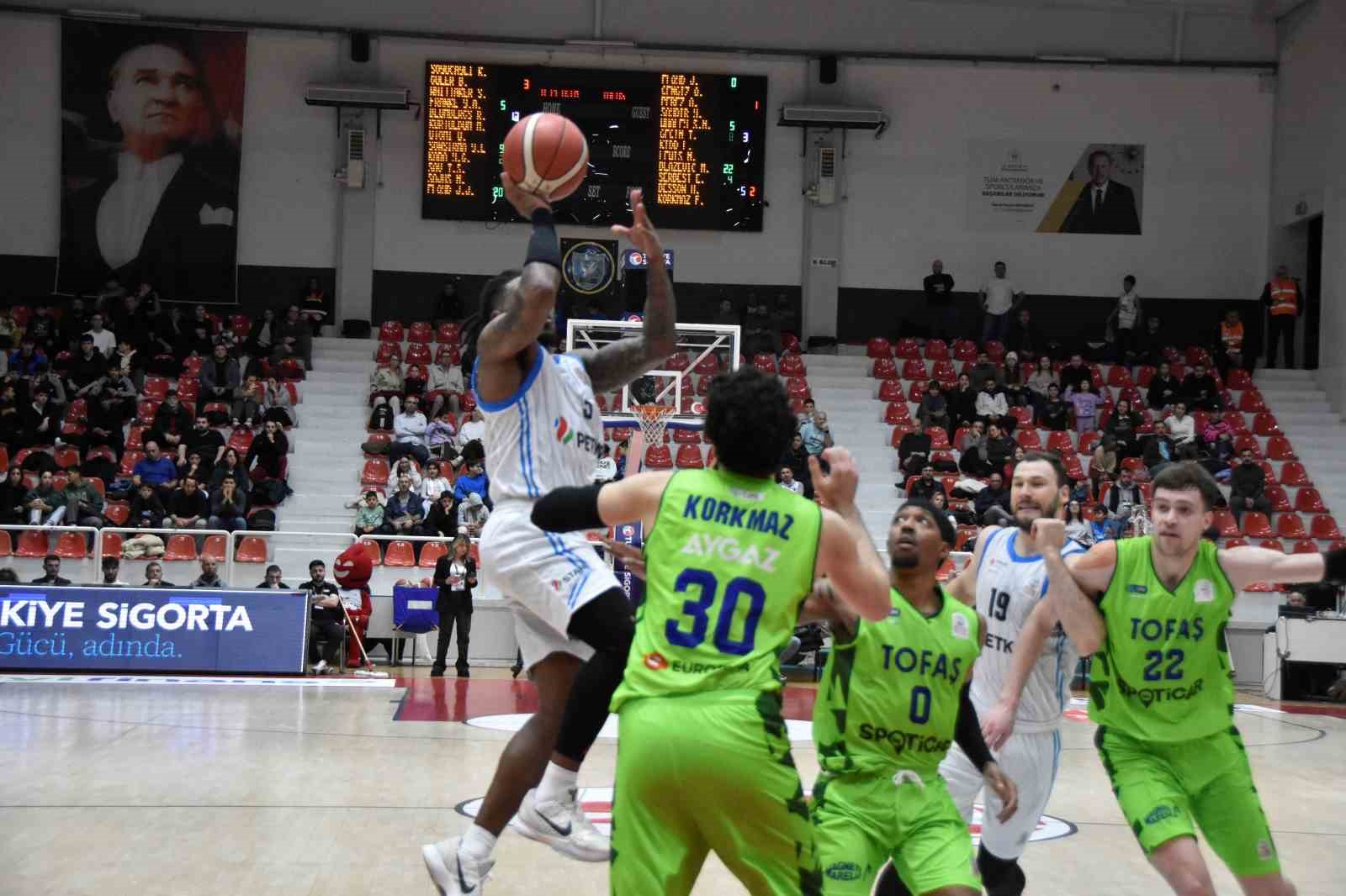 Basketbol Süper Ligi: Aliağa Petkimspor: 76 - TOFAŞ: 82
