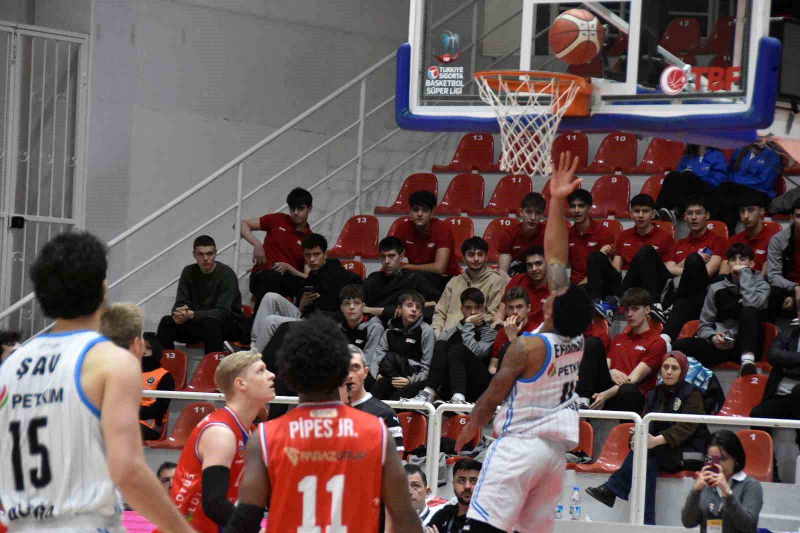 Basketbol Süper Ligi: Aliağa Petkimspor: 95 - Onvo Büyükçekmece: 104
