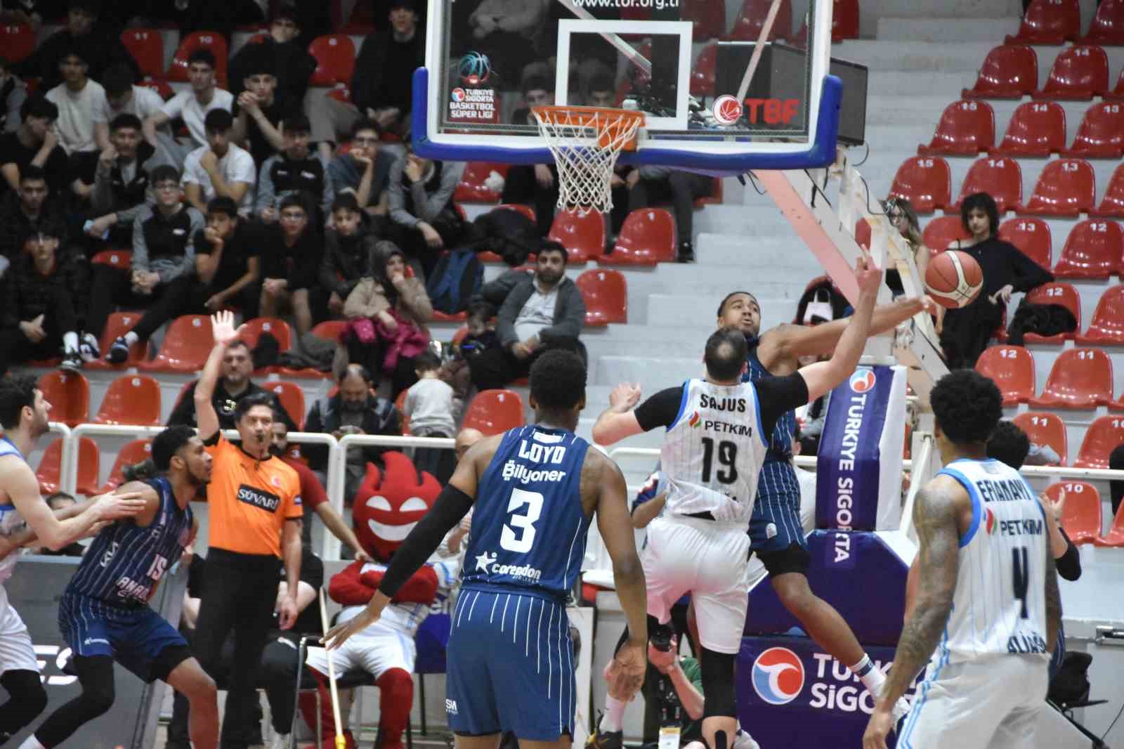 Basketbol Süper Ligi: Aliağa Petkimspor:60 - A. Efes: 85
