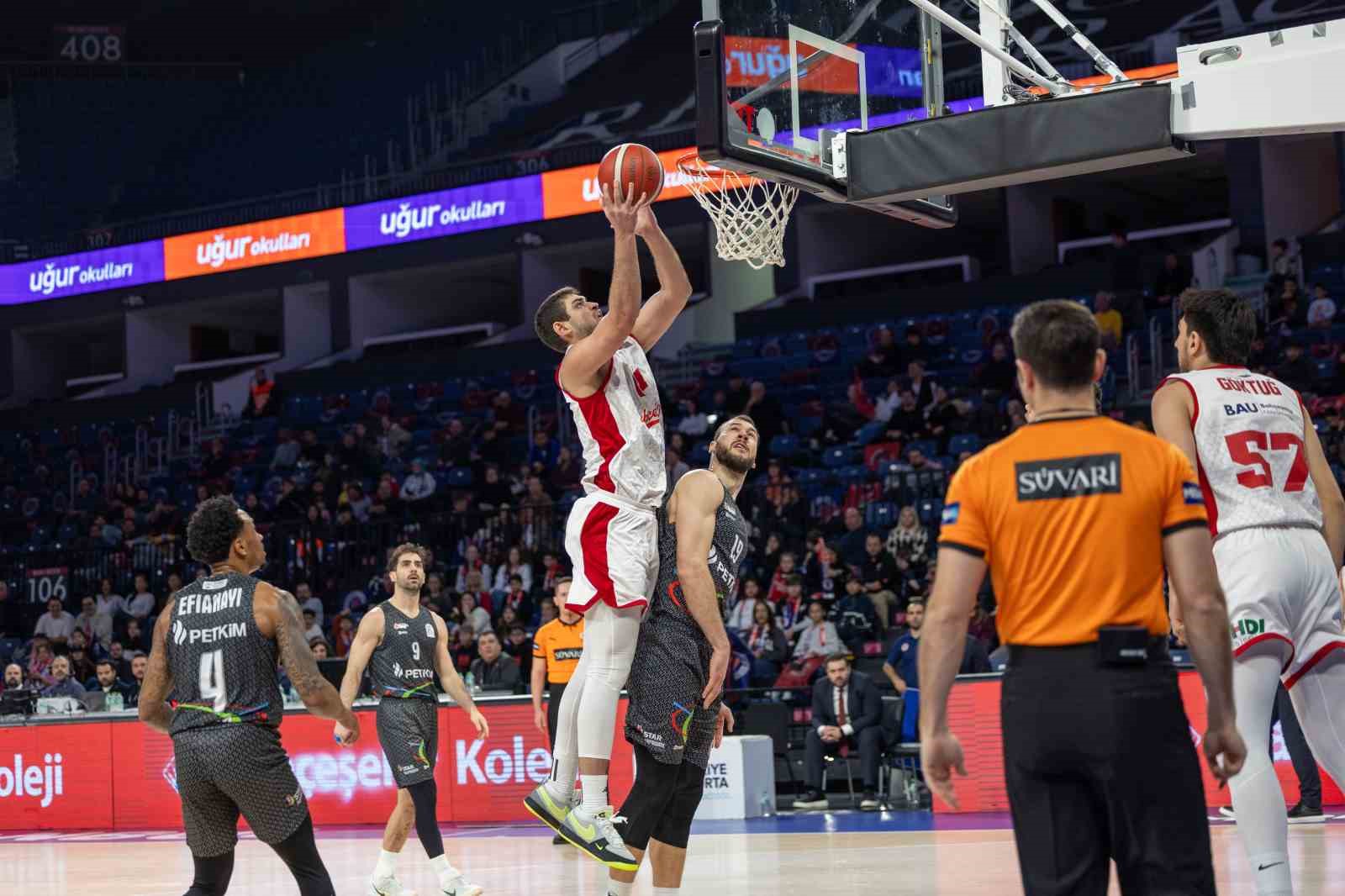 Basketbol Süper Ligi: Bahçeşehir Koleji: 100 - Aliağa Petkim Spor: 60
