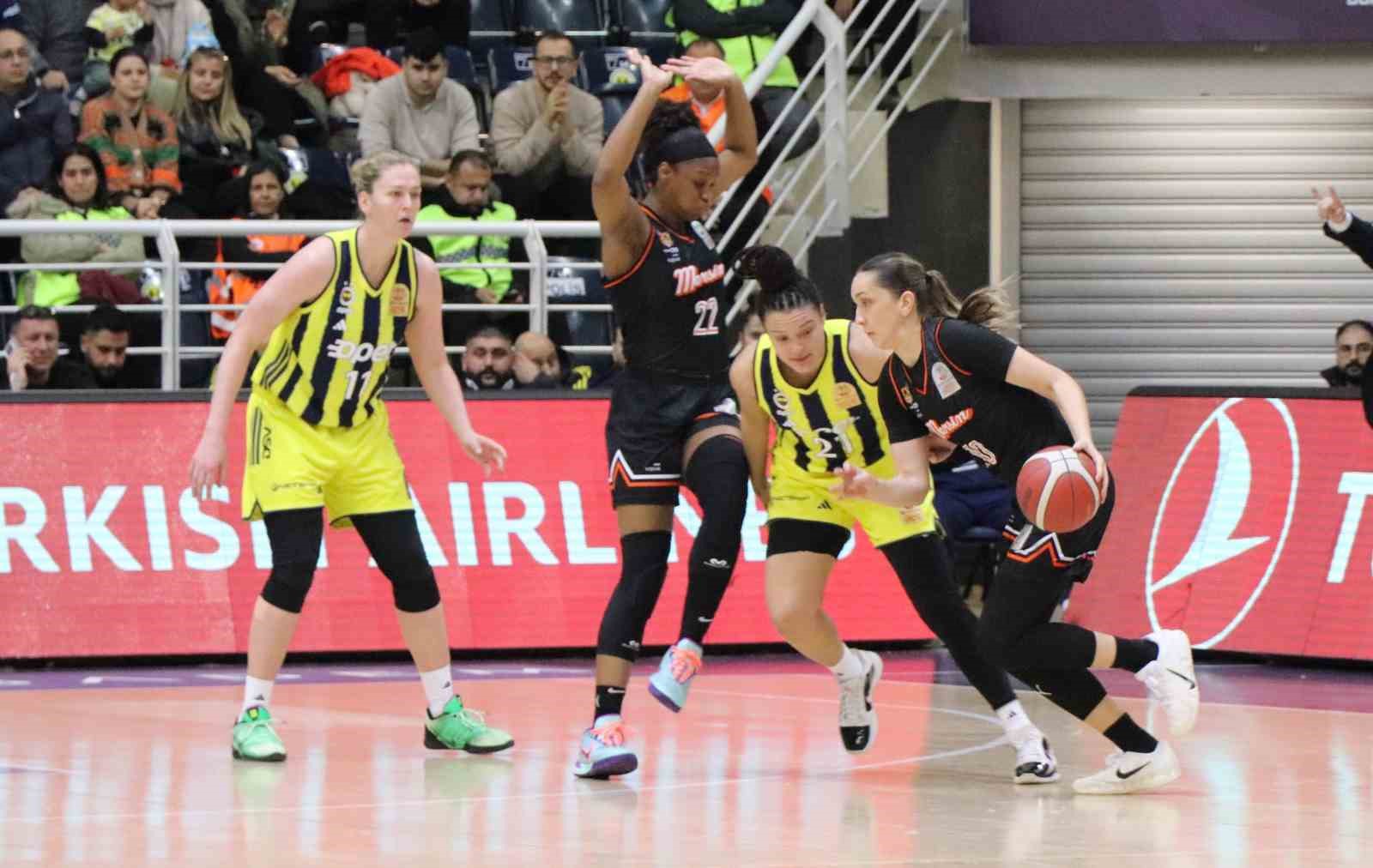 Basketbol Süper Ligi: Fenerbahçe Opet: 84 - ÇİMSA ÇBK Mersin: 66

